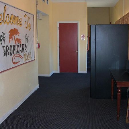 Tropicana Motel Комптон Екстер'єр фото