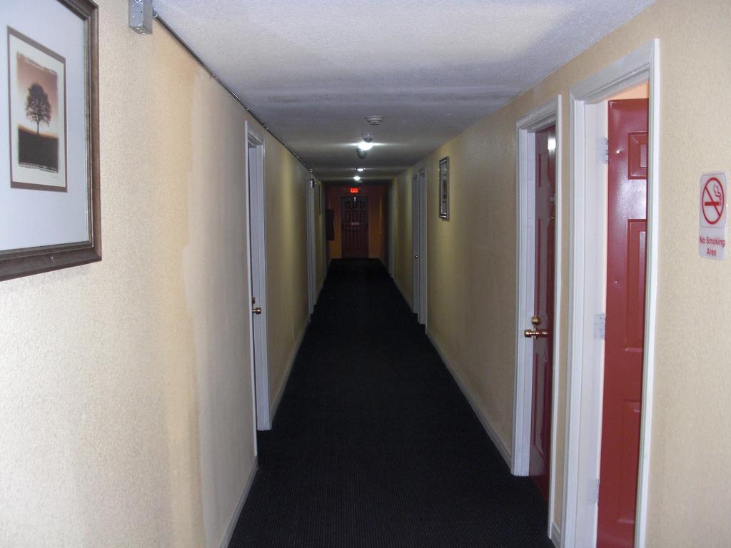 Tropicana Motel Комптон Екстер'єр фото