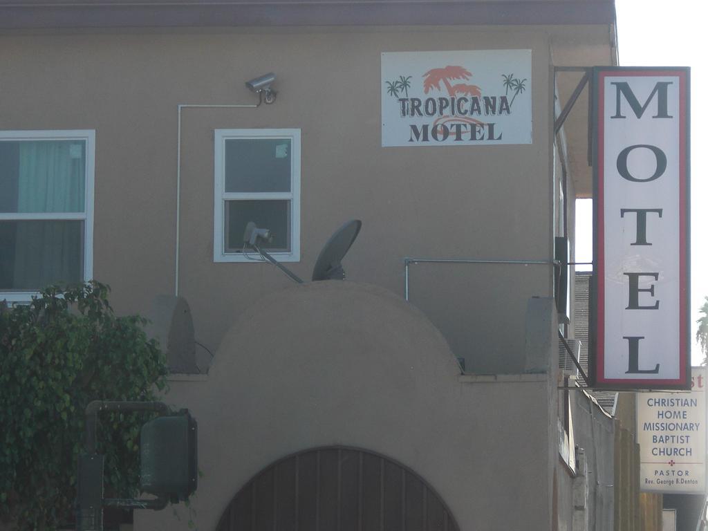 Tropicana Motel Комптон Екстер'єр фото